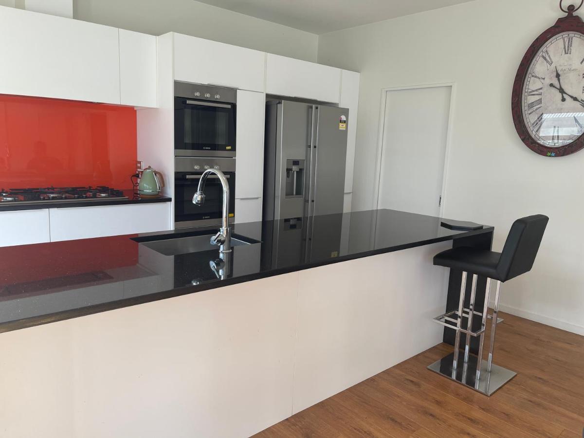 Stunning Park Side Holiday Home Christchurch Esterno foto