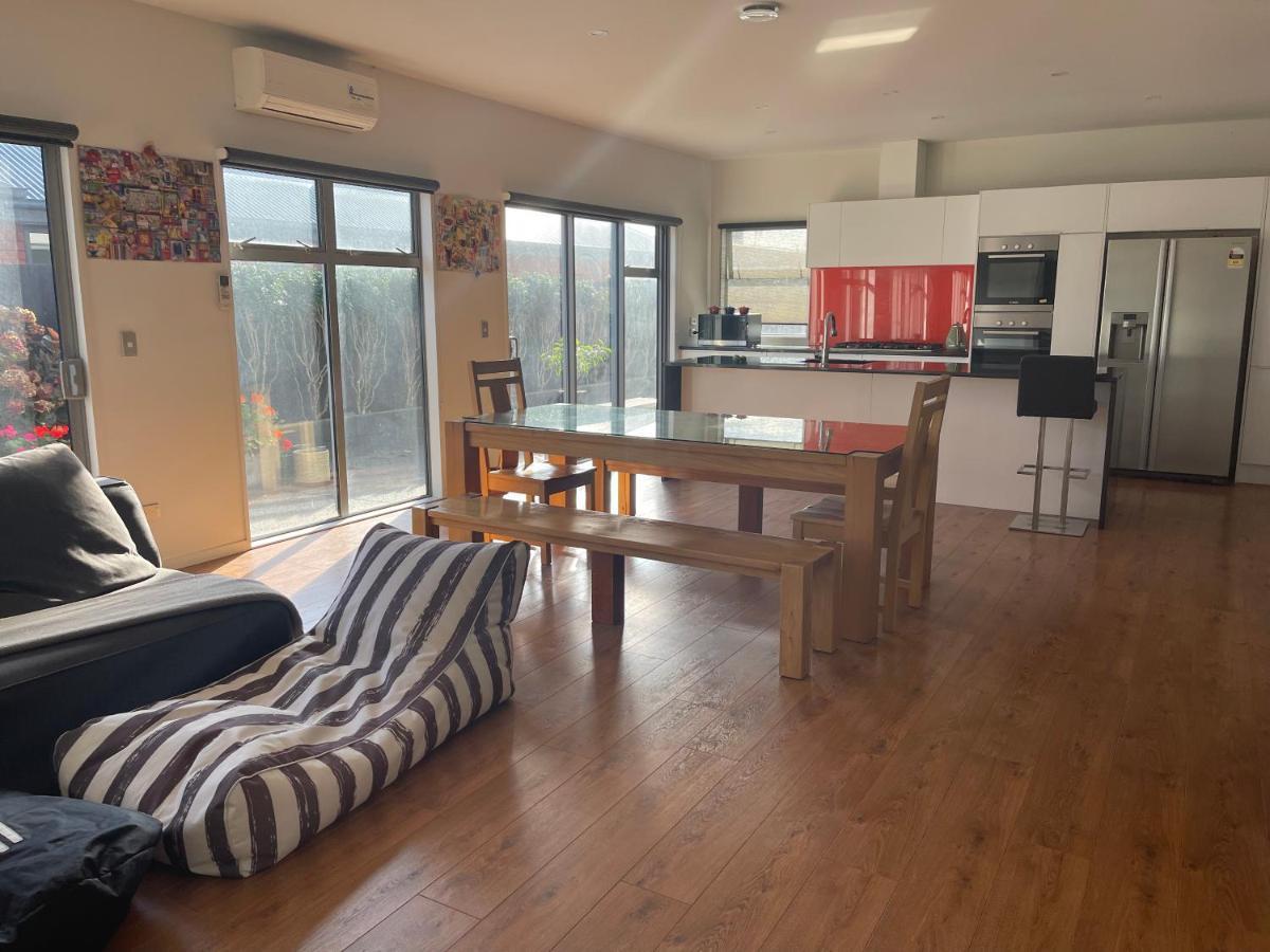 Stunning Park Side Holiday Home Christchurch Esterno foto